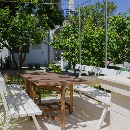 Slatine 13298e * Trogir