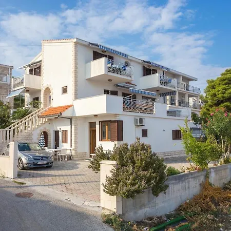 Apartment Slatine 13298e *