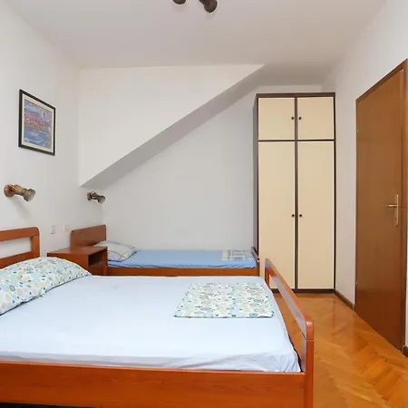Διαμέρισμα Slatine 13298e *